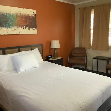 The Triangle Motel-3
